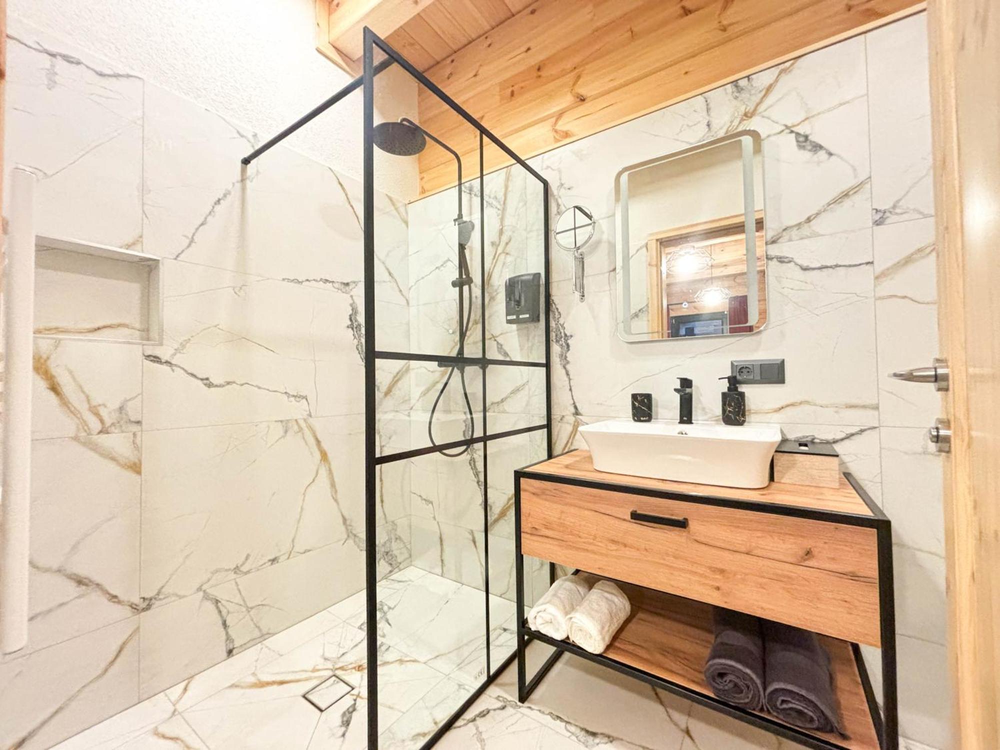 Wood Apartments 4 Jahreszeiten Landl  المظهر الخارجي الصورة